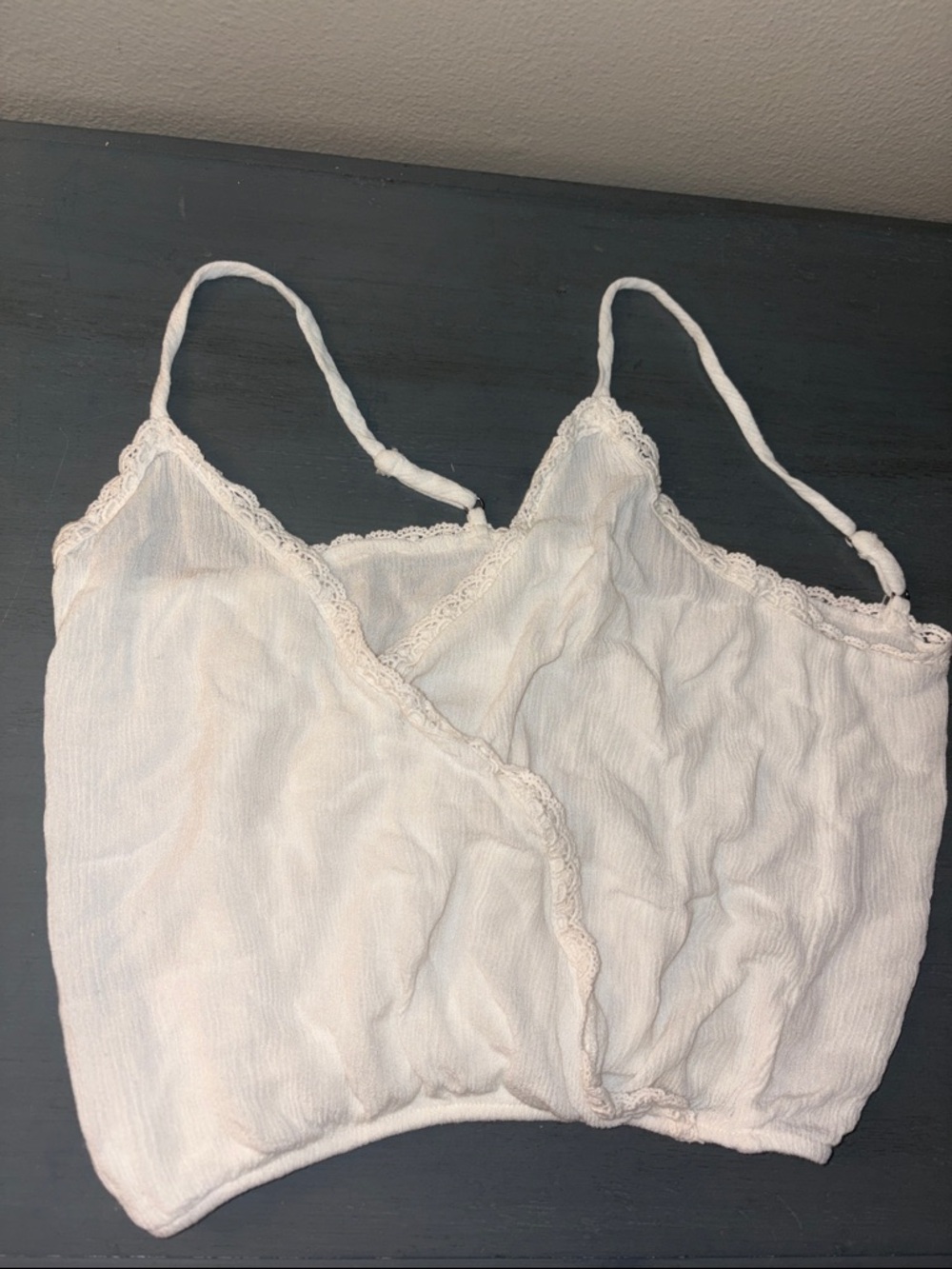 Brandy Melville White Lace-Trim Cropped Cami